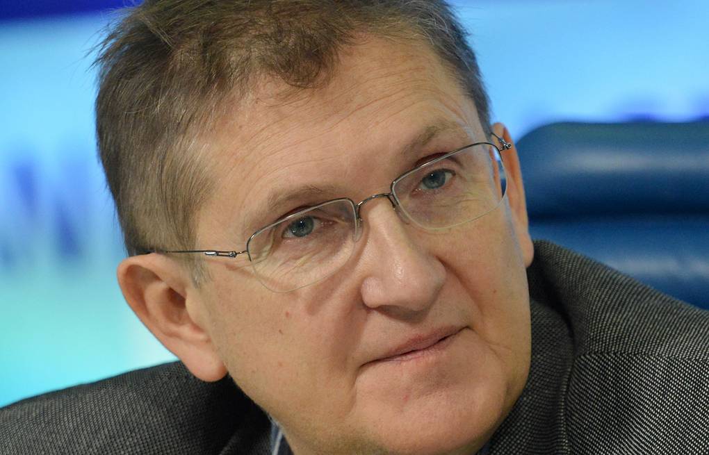 автор В.И. Гущин